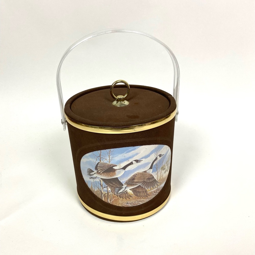 Vintage Flying Geese Birds In Flight Ice Bucket
